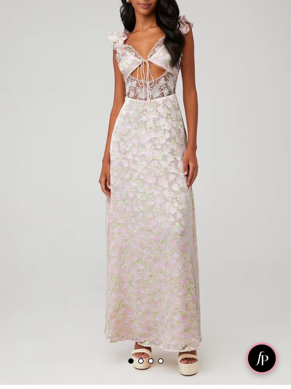 Delicate Lace Maxi Dress in Light Pink - Estelle